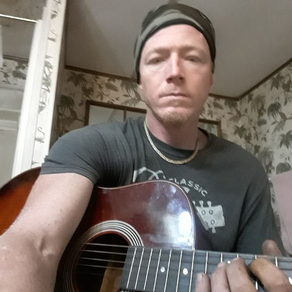 Meet your Posher, Jesse - Picture 1 of 1